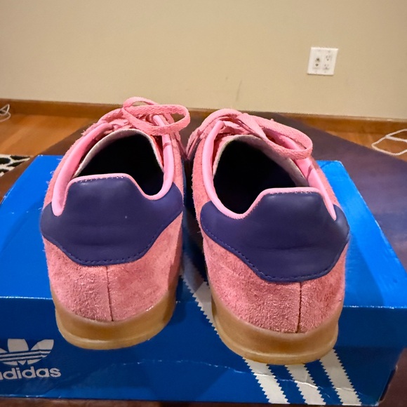 Adidas Pink and Black Sneakers - Picture 4 of 4